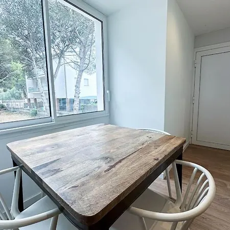 Apartamento Romy T2f A 20m De La De Cala Montgo