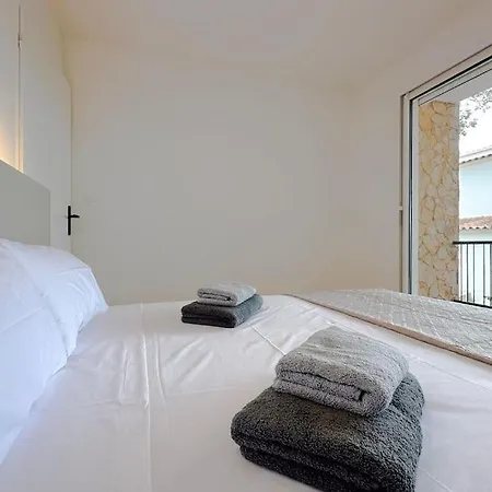 Romy T2f A 20m De La De Cala Montgo Apartamento *